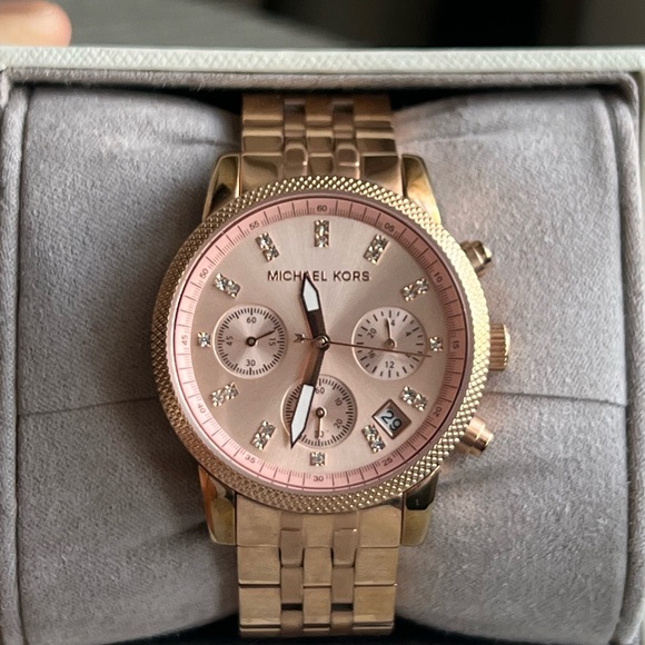 Michael Kors Pink and Gold Chronograph Watch - Picture 2 of 13